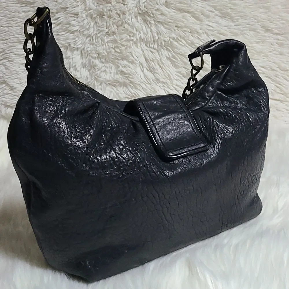 💯 Authentic Fendi Hobo Handbag 🍀 - Picture 5 of 17